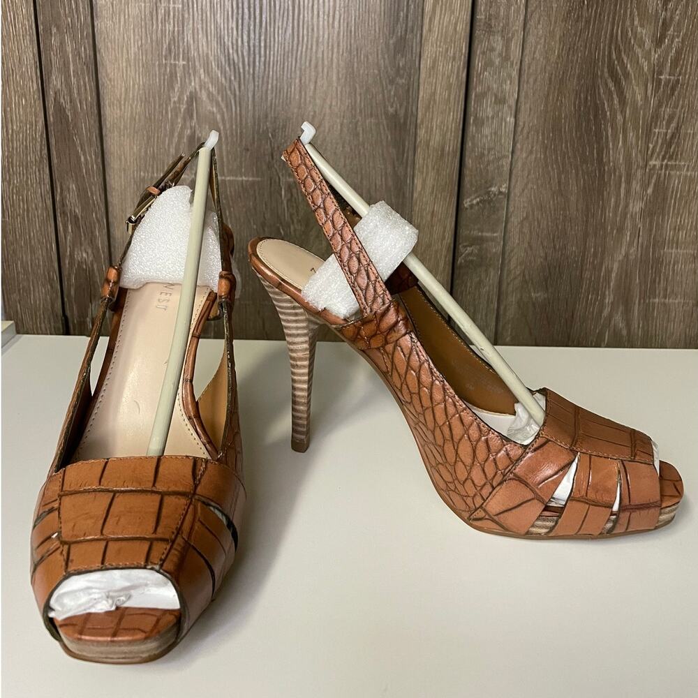 Nine West Crocodile Print Brown Peep Toe Heels Size 6 NWB
